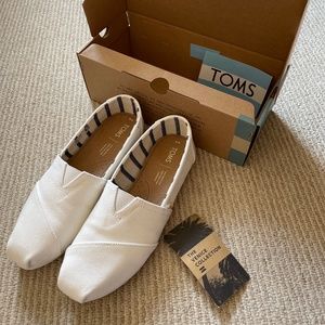 White Toms
